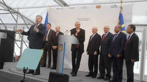 Четвертий енергоблок ЧАЕС закрили новим саркофагом. Фото Кирила ХМІЛЬОВА