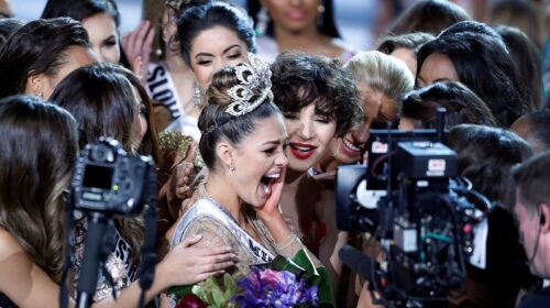 Переможниця конкурсу краси "Міс Всесвіт 2017" (Miss Universe) 22-річна Демі-Лі Нель-Пітерс