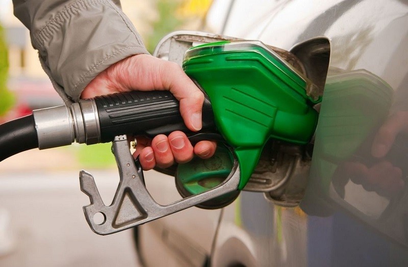 В Україні припинили продаж бензину і дизельного палива “Євро-4”