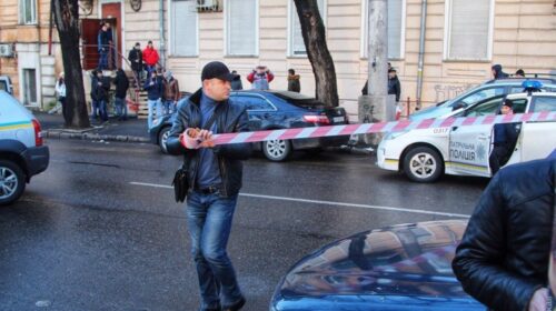 Перестрілка в Одесі: поранено троє поліцейських, злочинець ліквідований