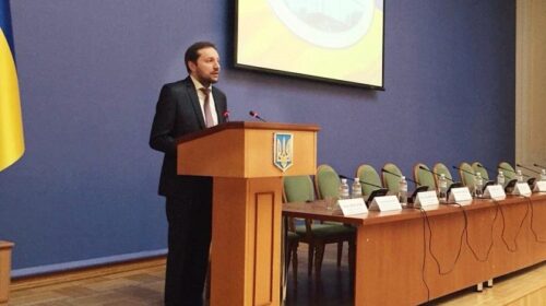 Міністру інформполітики Стецю стало погано під час виступу