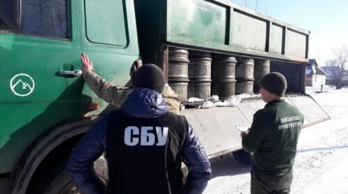 Тилові криси. Командування військової частини на Житомирщині бочками крало пальне