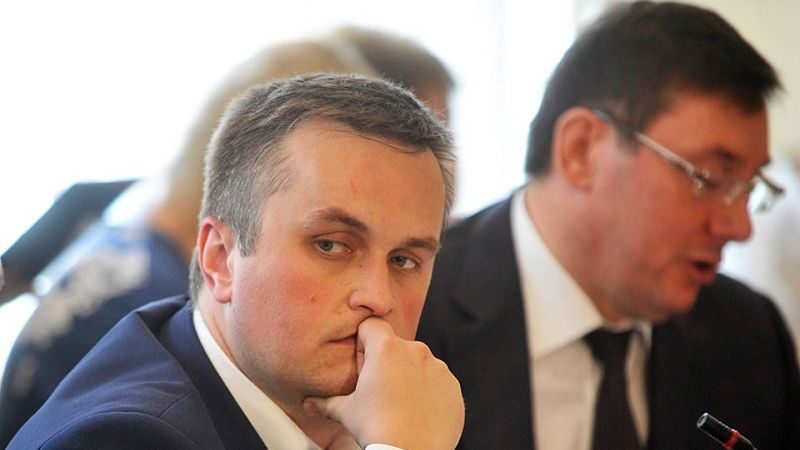 У кабінеті антикорупційного прокурора Холодницького завелися "жучки". ГПУ та НАБУ "слухали" керівника САП