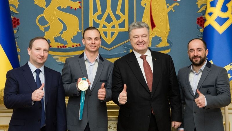 За "золото"Олімпіади-2018 Олександр Абраменко отримав $125 тисяч, квартиру і орден
