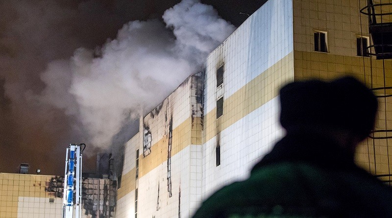 Внаслідок пожежі в російському Кемерово загинуло 53 людини
