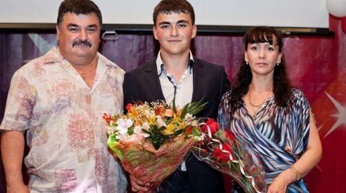 вбивстві родини фермерів Дегтяренків з Великої Новосілки на Донеччині. 