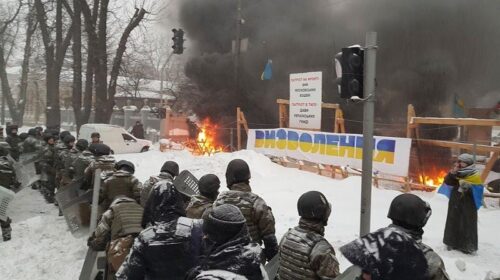 Знесення "МіхоМайдану" було незаконним. Суддя дозволив поліції лише обшукати намети