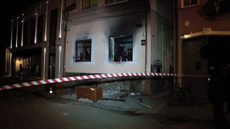 Нападників на угорський центр в Ужгороді затримали. Серед них є АТОвці - Москаль
