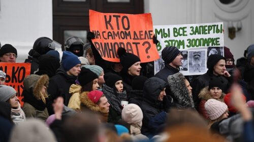 Під час пожежі в Кемерові загинуло 64 людини. Сьогодні в Росії національний день жалоби