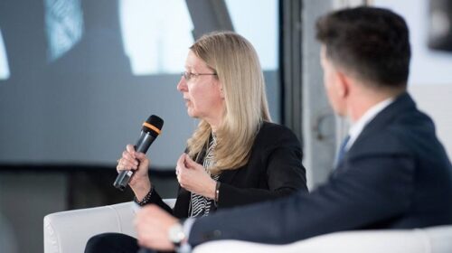 Уляна Супрун розповіла про шкоду смартфонів перед сном. Час відкривати передачу на телебаченні?