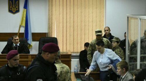 Савченко дали безкоштовного адвоката, суд перенесли на завтра