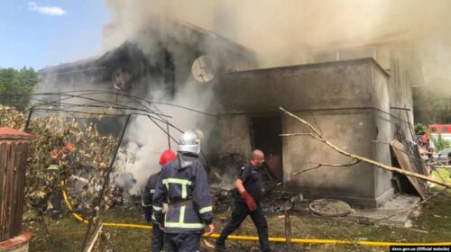 через падіння літака загинуло чотири людини