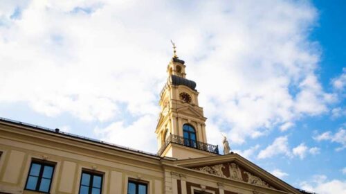у Ризькій думі піднімуть український прапор