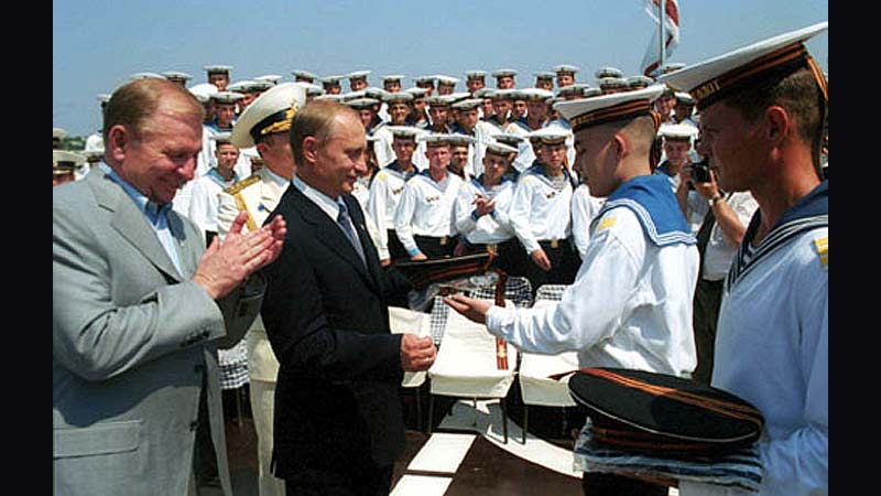 Путін, Кучма і крейсер “Москва”