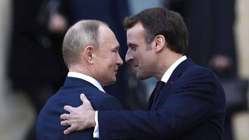 Грандіозний міжнародний скандал: Франція запросить росію на урочистості