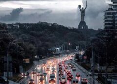У декількох районах Києва зникло світло