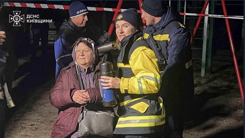 Рашистський удар по Вишгороду: загинула одна людина, 19 поранених