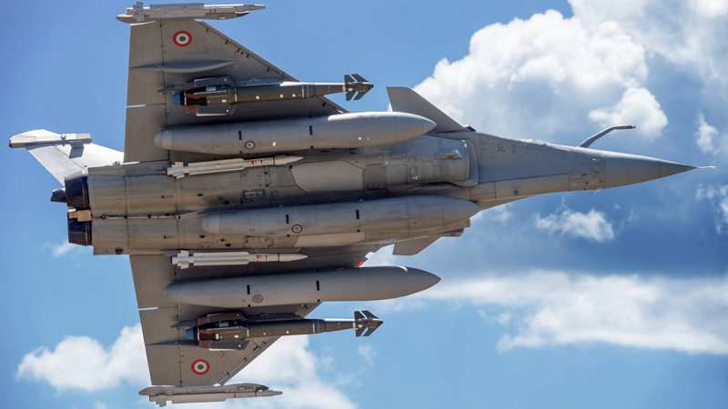 Франція надасть Україні сто винищувачів Rafale