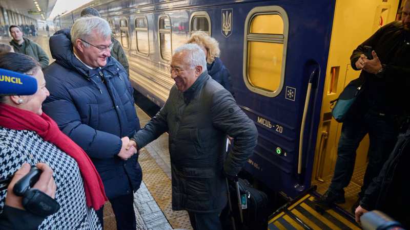 До Києва прибули лідери дев’яти країн