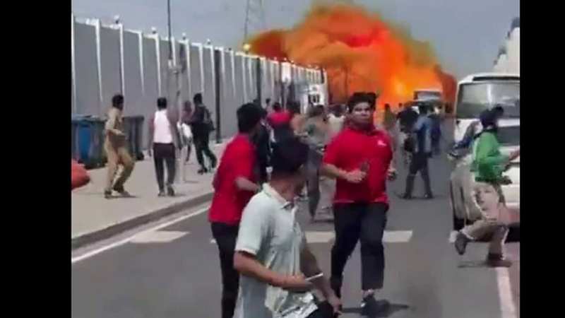 Іран атакував Катар: уламок збитої ракети летів просто в натовп