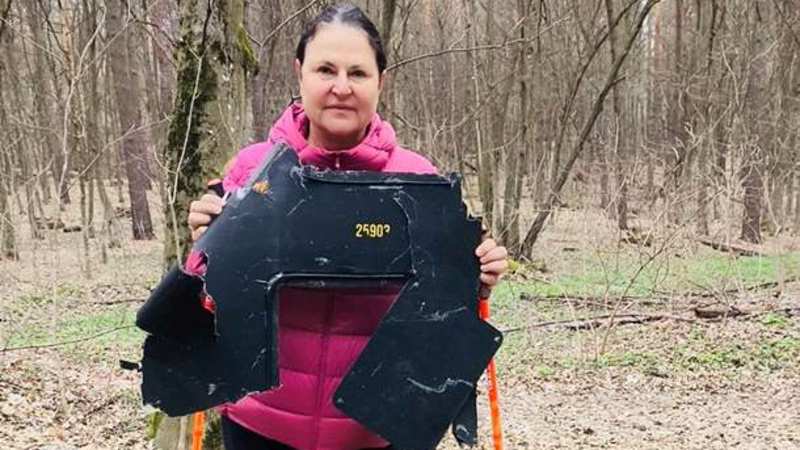 Посол ЄС в Україні Матернова знайшла уламок російського “шахеда”